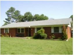 Property Photo:  716 NW 5th Street  AR 72712 