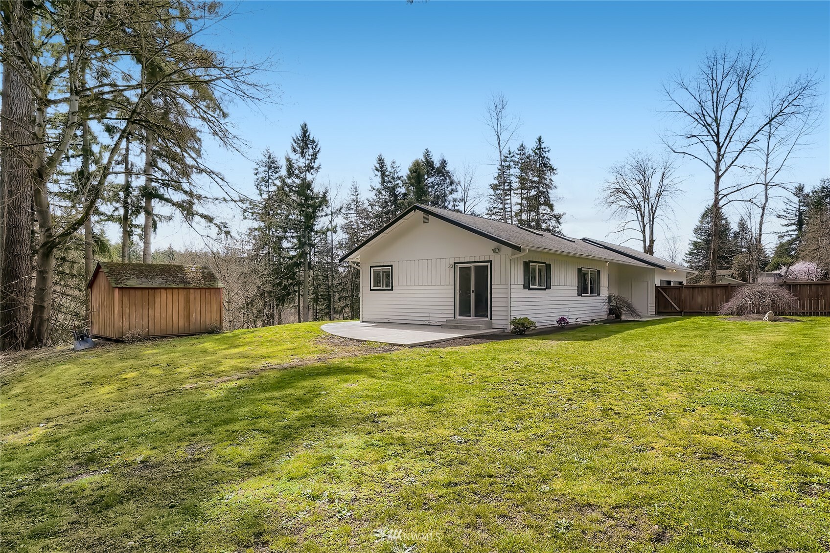 Property Photo:  19011 SE 240th Street  WA 98042 