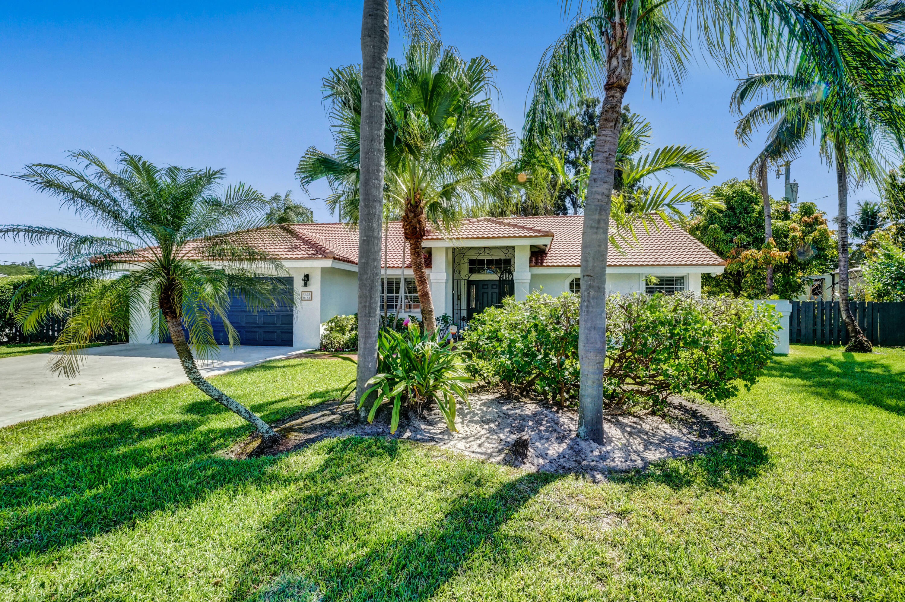 Property Photo:  1770 Emilio Lane  FL 33406 