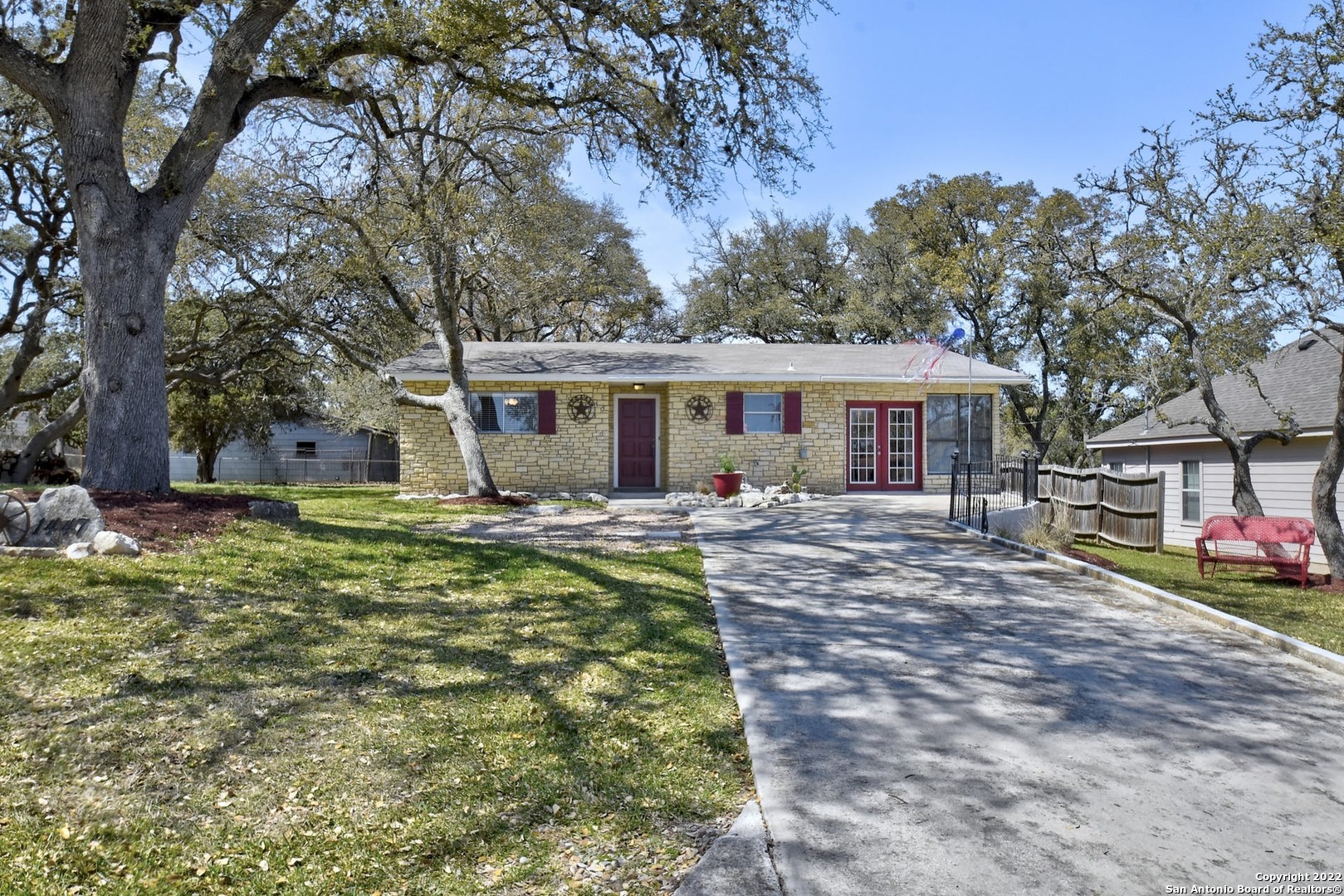 Property Photo:  1447 Springwater  TX 78133 