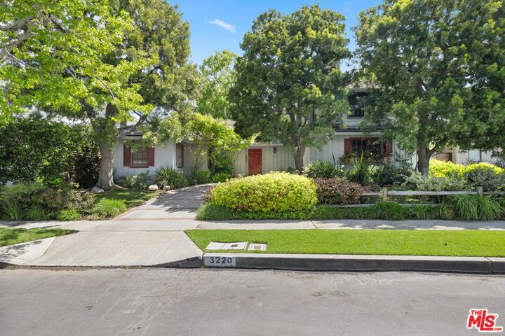 Property Photo:  3220 Philo Street  CA 90064 