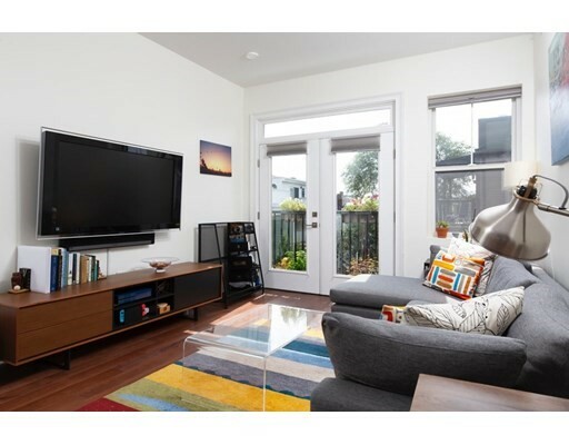 Property Photo: 170 W. Broadway 306 MA 02127