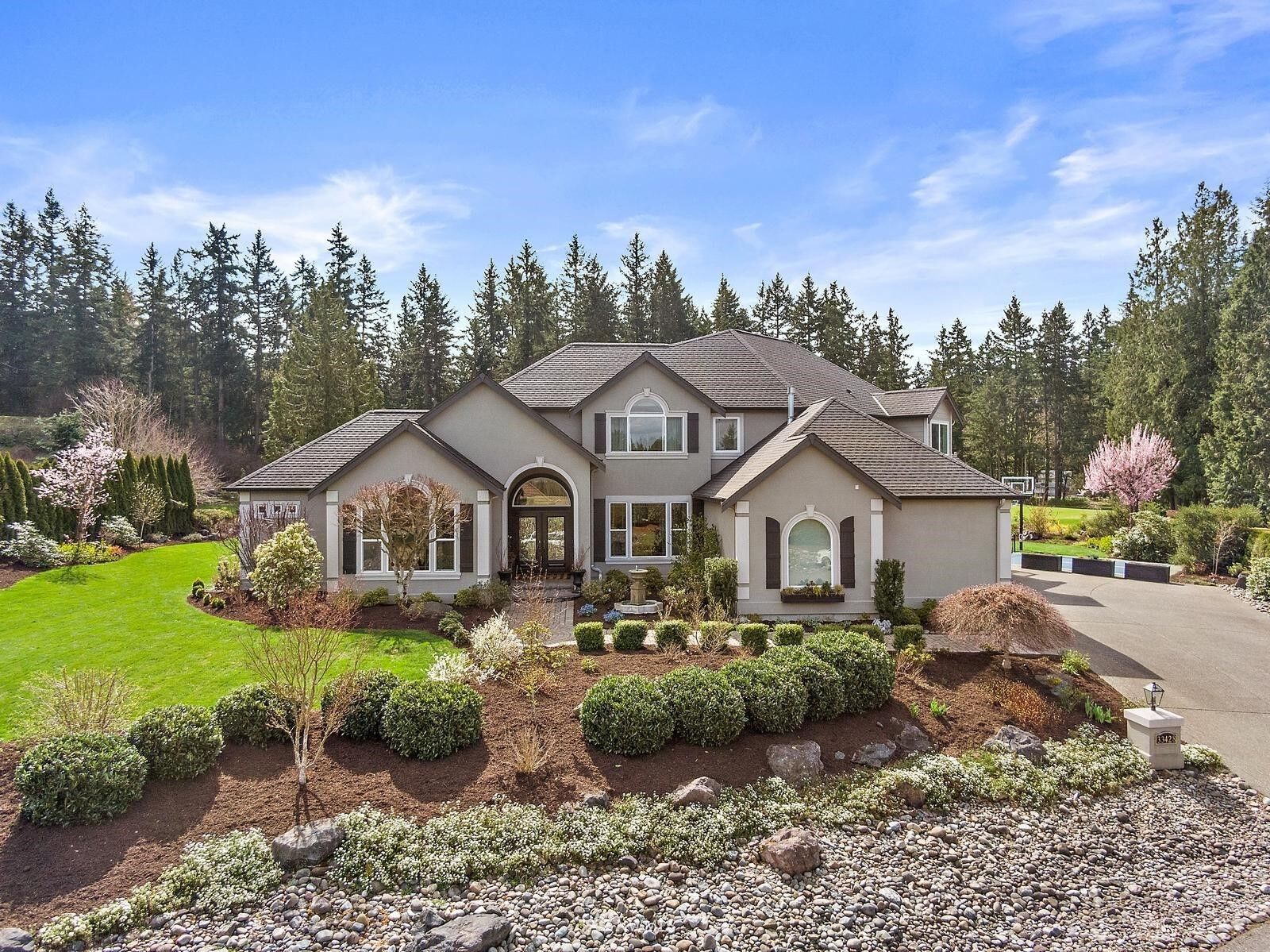 Property Photo:  33428 135th Place SE  WA 98092 