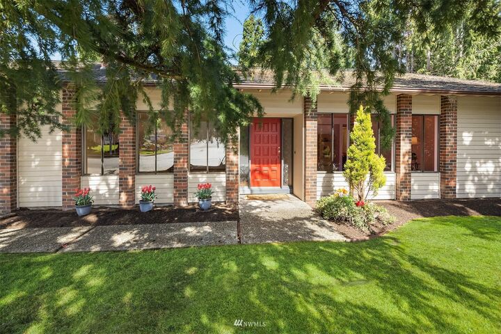 17938 NE 13th Street  Bellevue WA 98008 photo