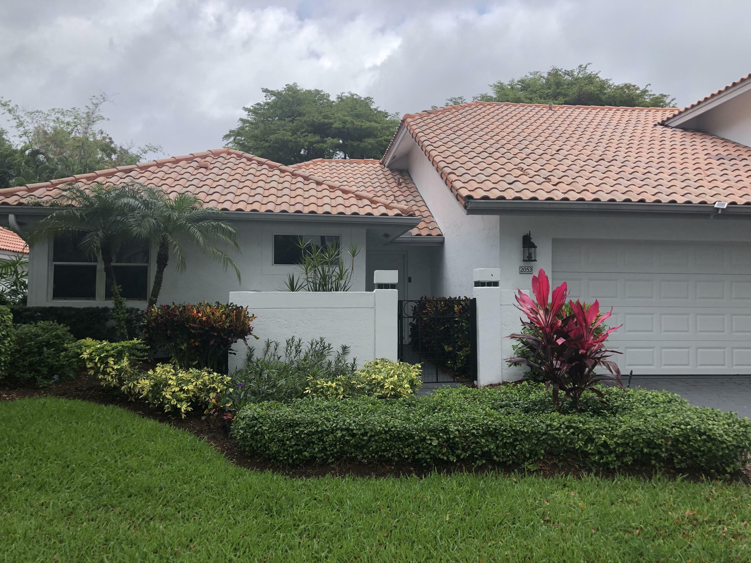 Property Photo: 2053 NW 52nd Street FL 33496