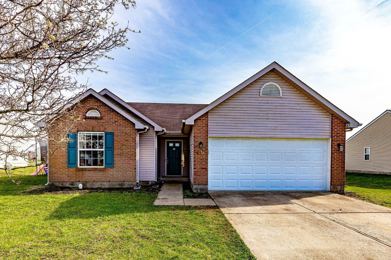 Property Photo:  8673 Sweetbriar Ct  OH 45005 