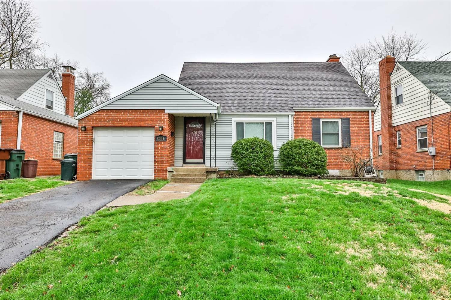 Property Photo: 8356 Wicklow Ave OH 45236