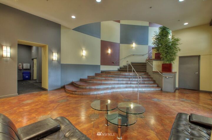 Property Photo: 225 Logan Avenue S 141 WA 98057
