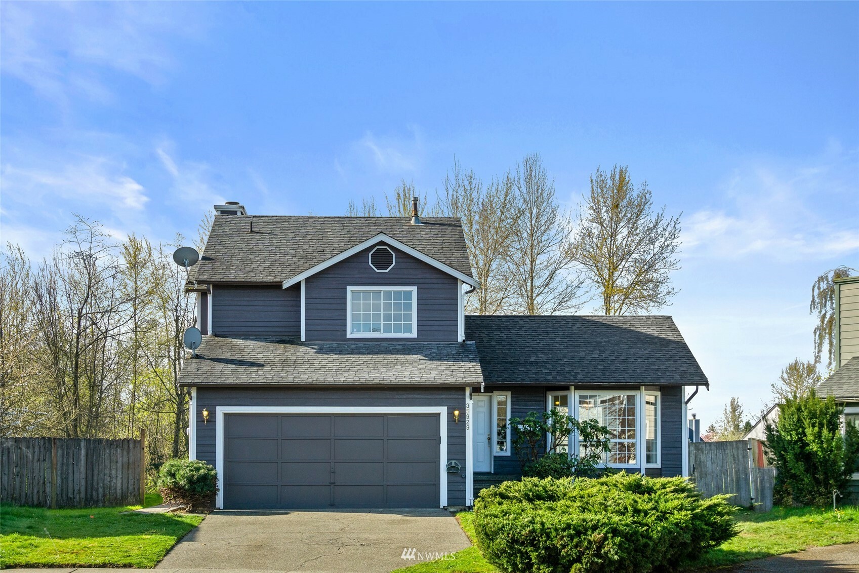 Property Photo: 35929 18th Court SW WA 98023