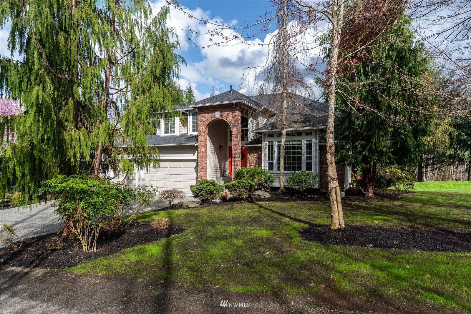 Property Photo:  16327 29th Place NE  WA 98290 