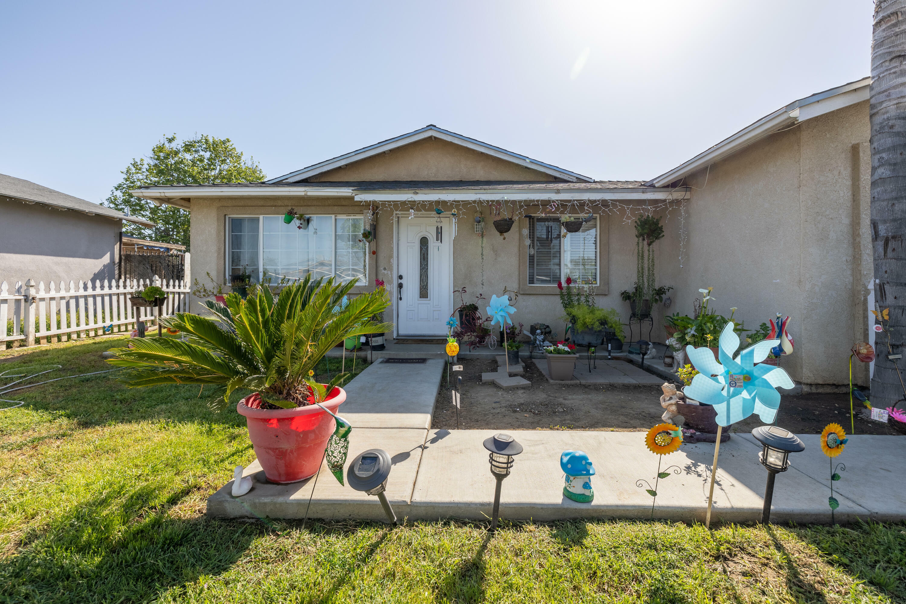 1460 Marion Street  Tulare CA 93274 photo