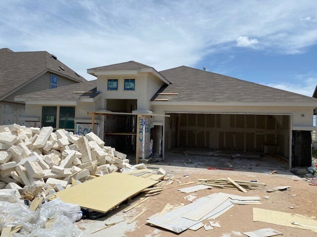 Property Photo: 600 Cherrystone Loop TX 78610