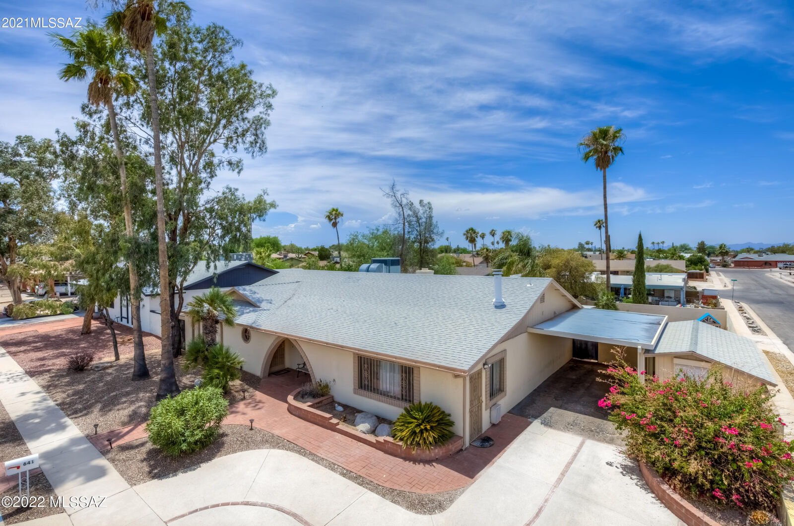 Property Photo:  641 N Bamboo Avenue  AZ 85710 