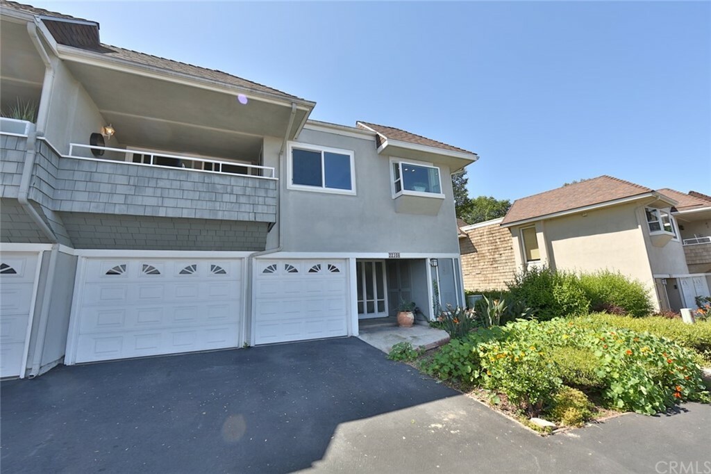 Property Photo: 22306 Caminito Mescalero 264 CA 92653