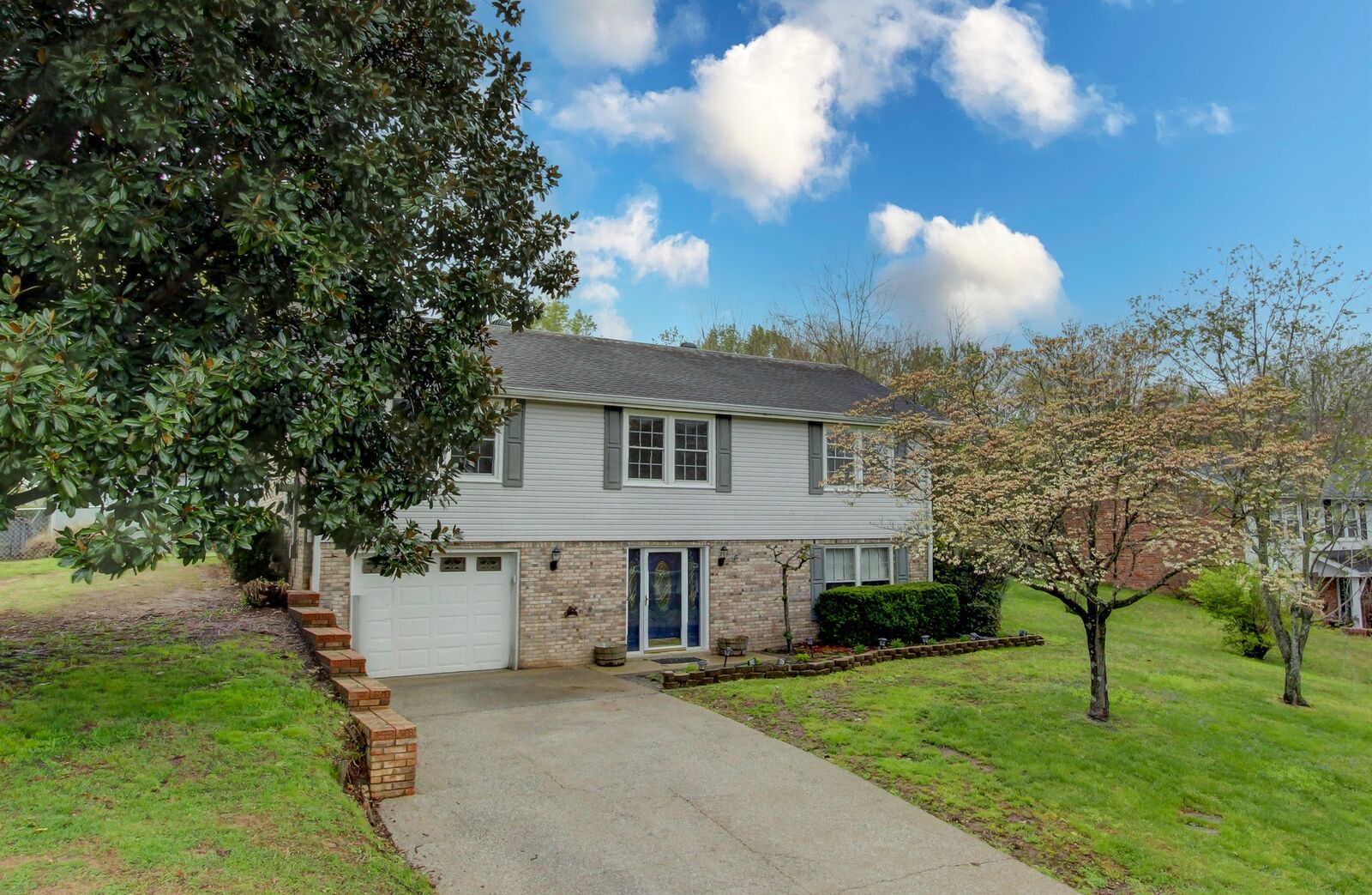 Property Photo:  306 Grassland Dr  TN 37043 