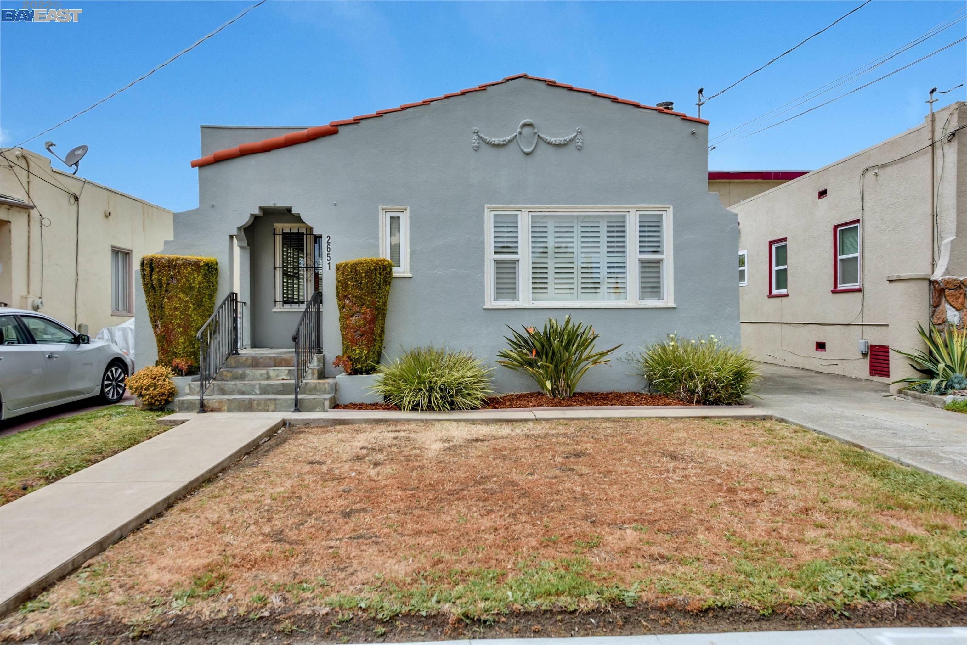 2651 Ritchie St  Oakland CA 94605 photo