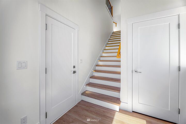 Property Photo:  6048 Brian Court  WA 98248 