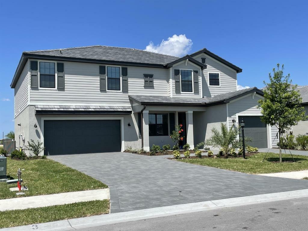 Property Photo: 5114 Horizon Edge Cove FL 34211