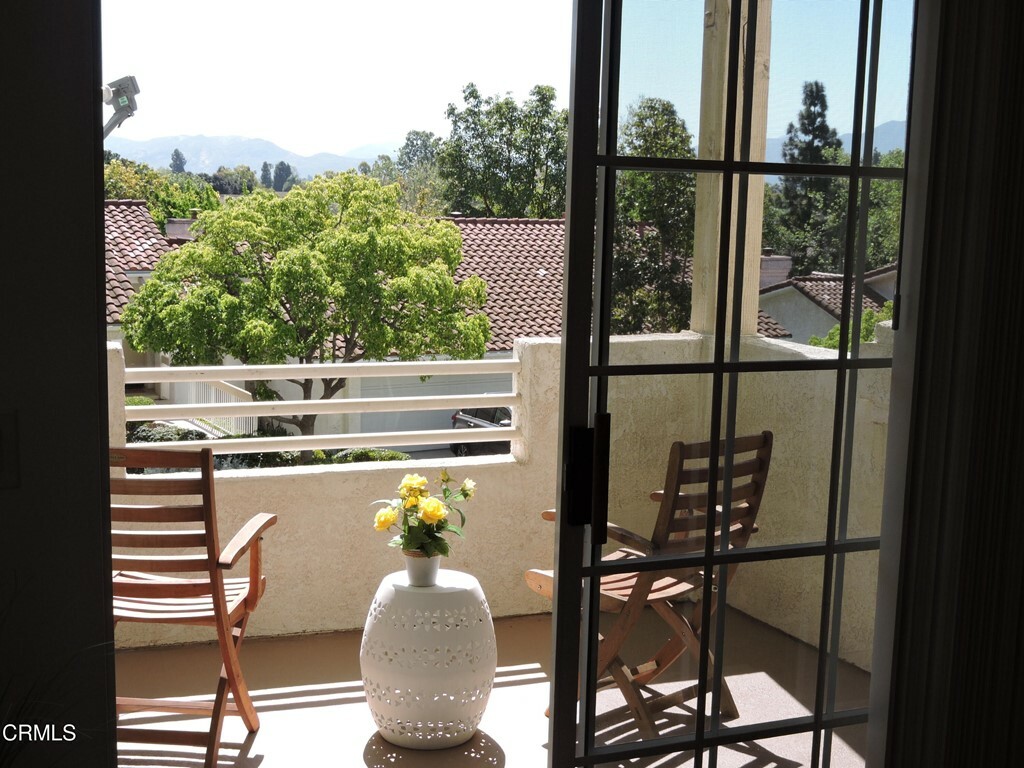 Property Photo:  2623 Antonio Drive 110  CA 93010 