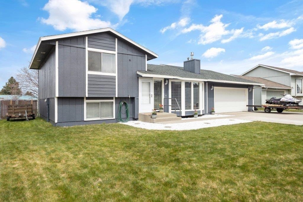 Property Photo: 13923 E 9th Ct WA 99037