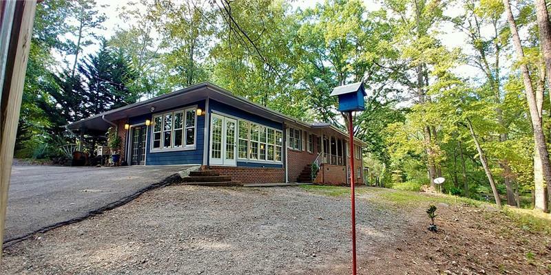 Property Photo:  1611 Dickson Drive  GA 30066 