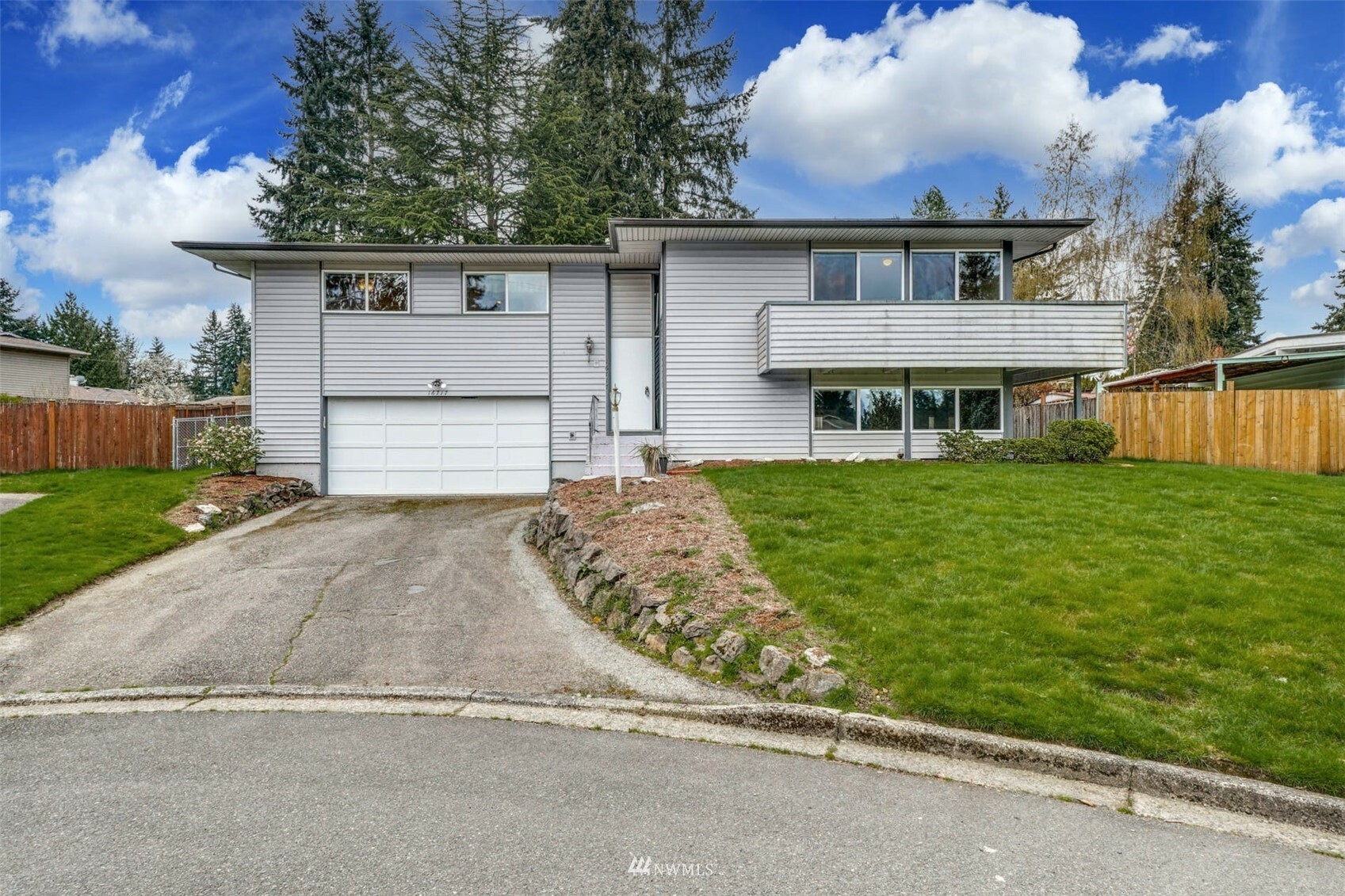 Property Photo:  16717 NE 22nd Street  WA 98008 