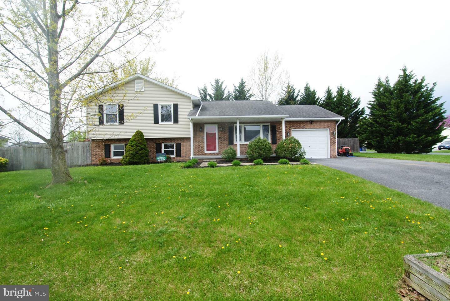 Property Photo:  305 Bluebird Drive  VA 22655 