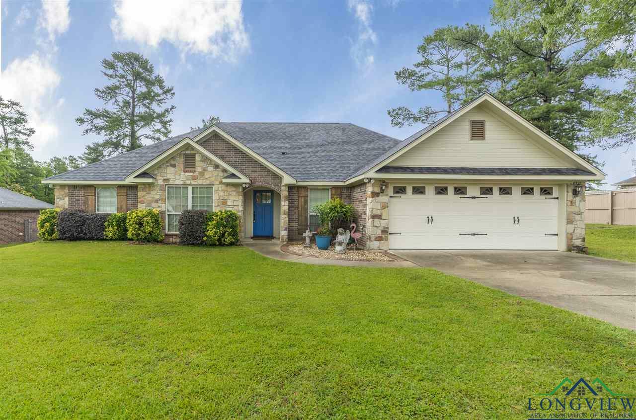 Property Photo:  180 Cherry St  TX 75691 