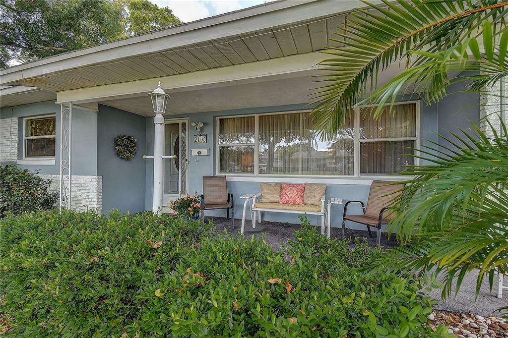 Property Photo:  2100 Winchester Road N  FL 33710 