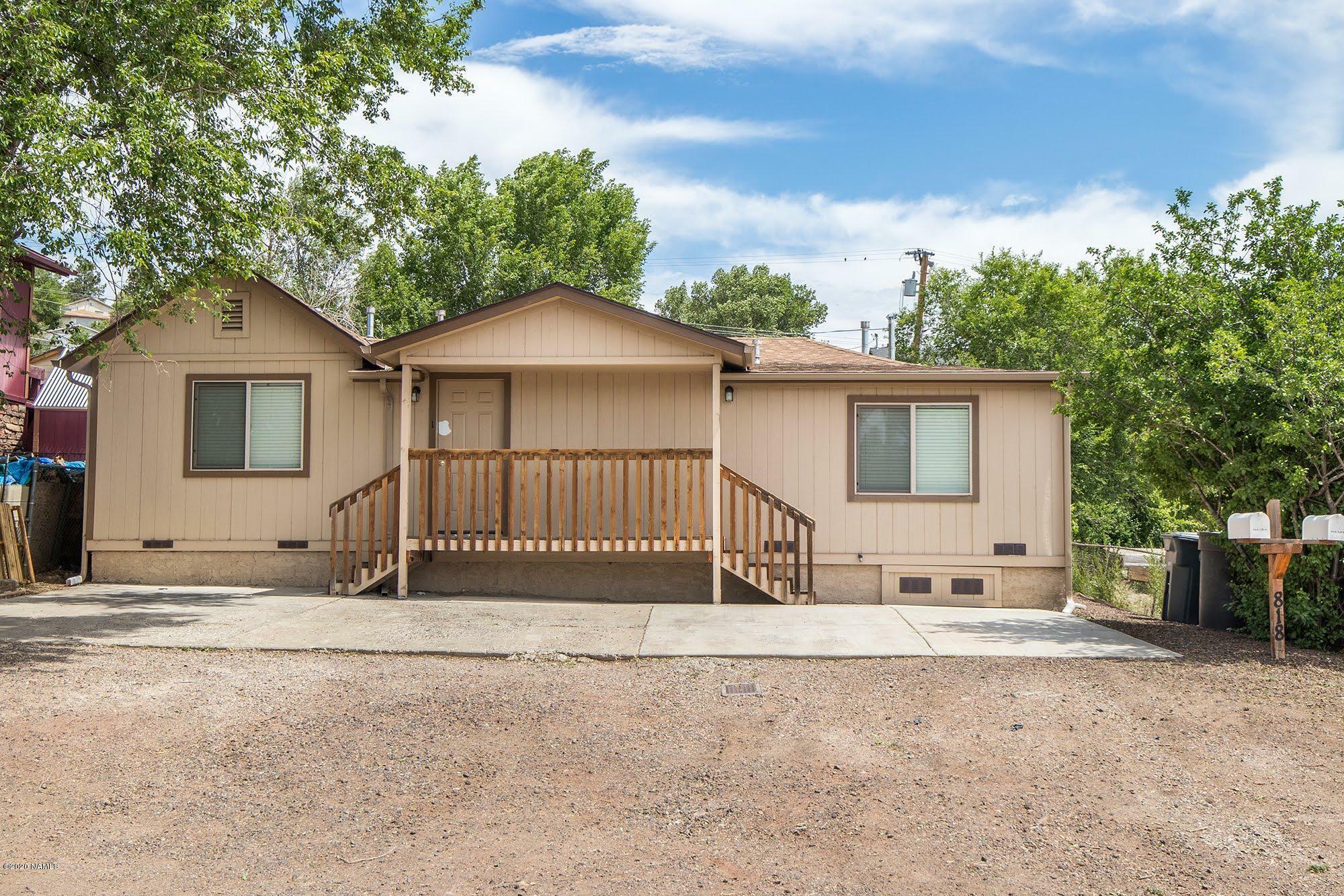 Property Photo:  818 W Clay Avenue  AZ 86001 