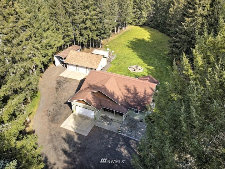 Property Photo: 621 SE Phillips Road WA 98584