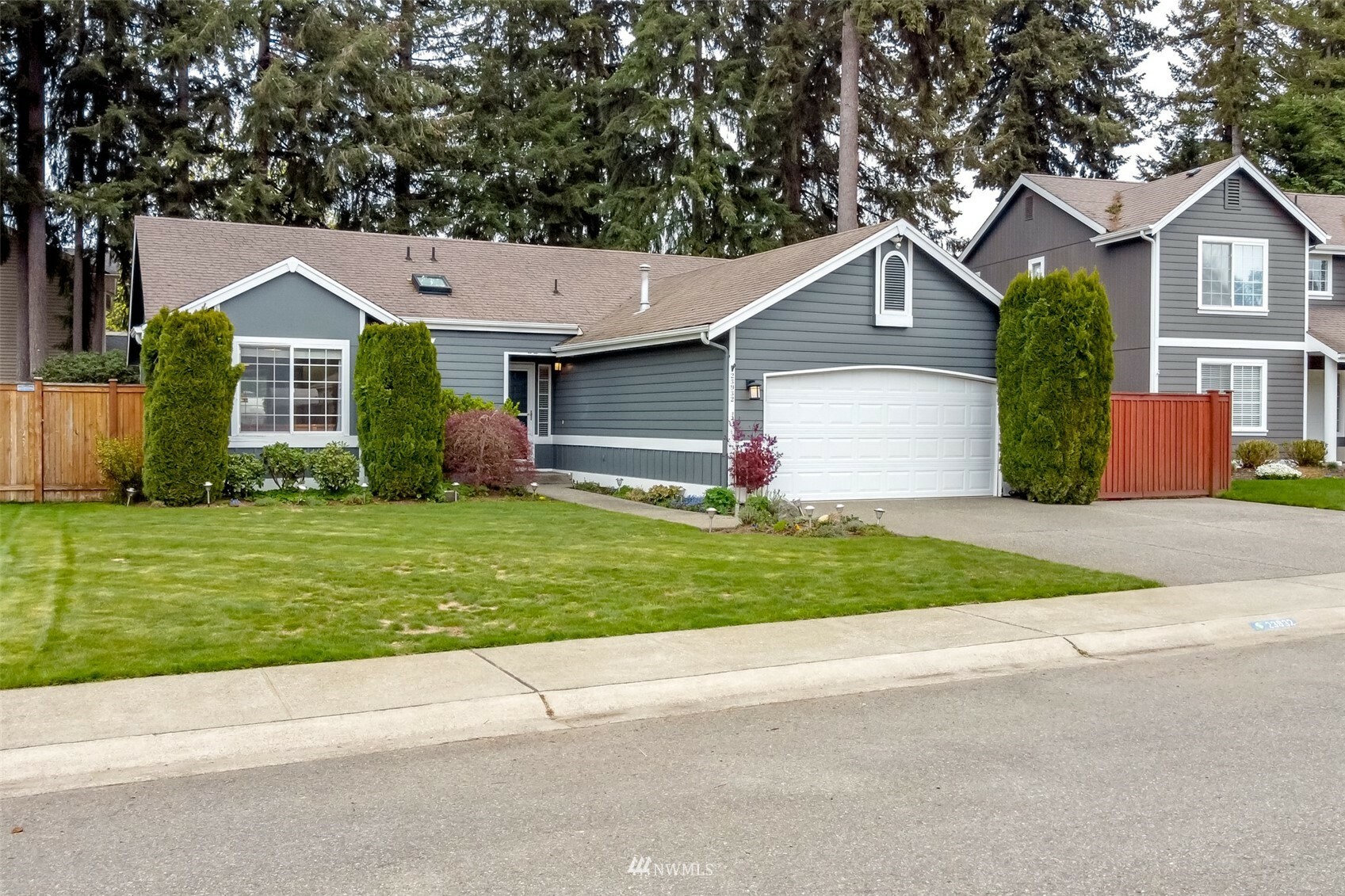 23932 234th Place SE  Maple Valley WA 98038 photo