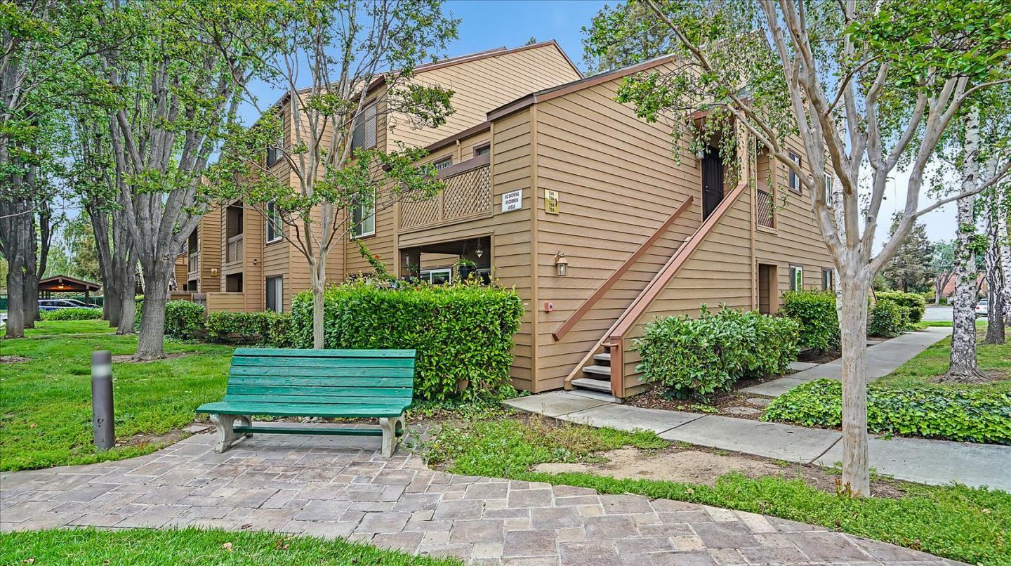 Property Photo: 738 Teatree Court CA 95128