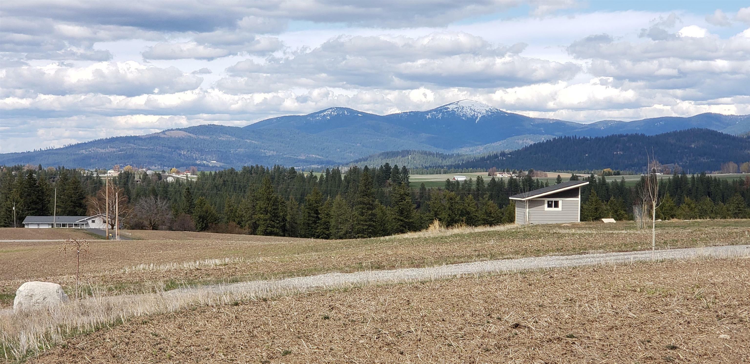 Property Photo:  12732 E Piper Rd  WA 99217 