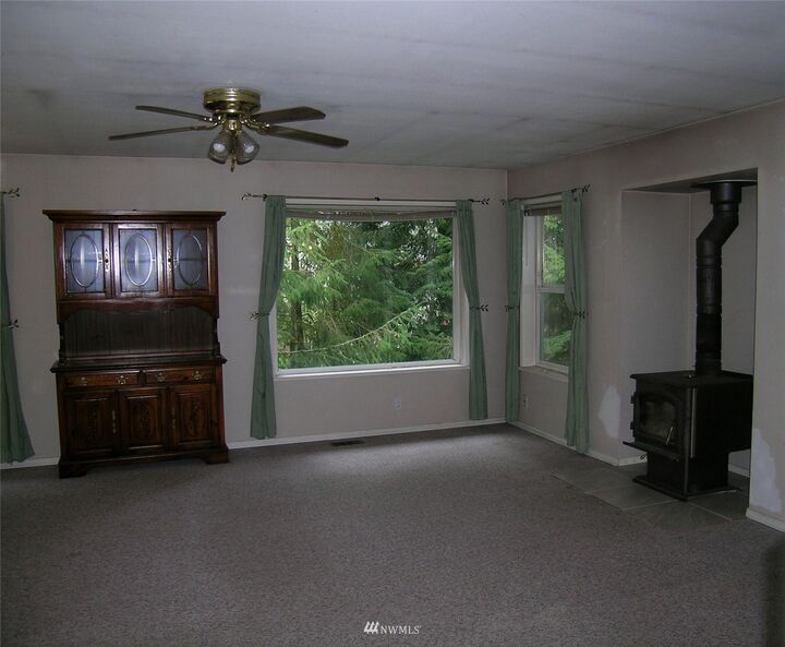 Property Photo:  225 Polo Park Drive  WA 98229 