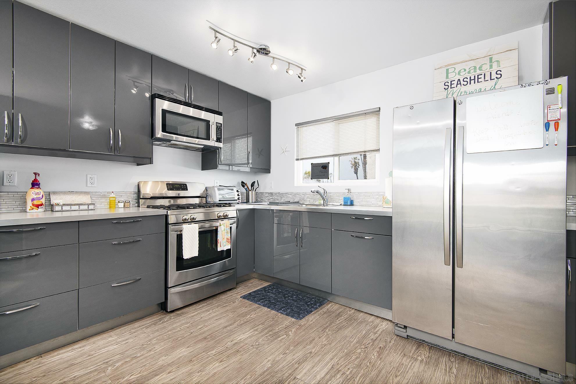 Property Photo: 173 Palm Ave. CA 91932