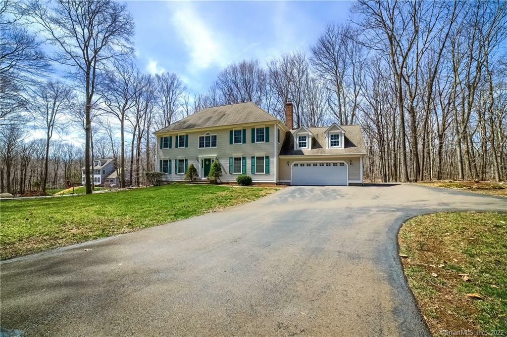 Property Photo:  3 Finch Lane  CT 06437 