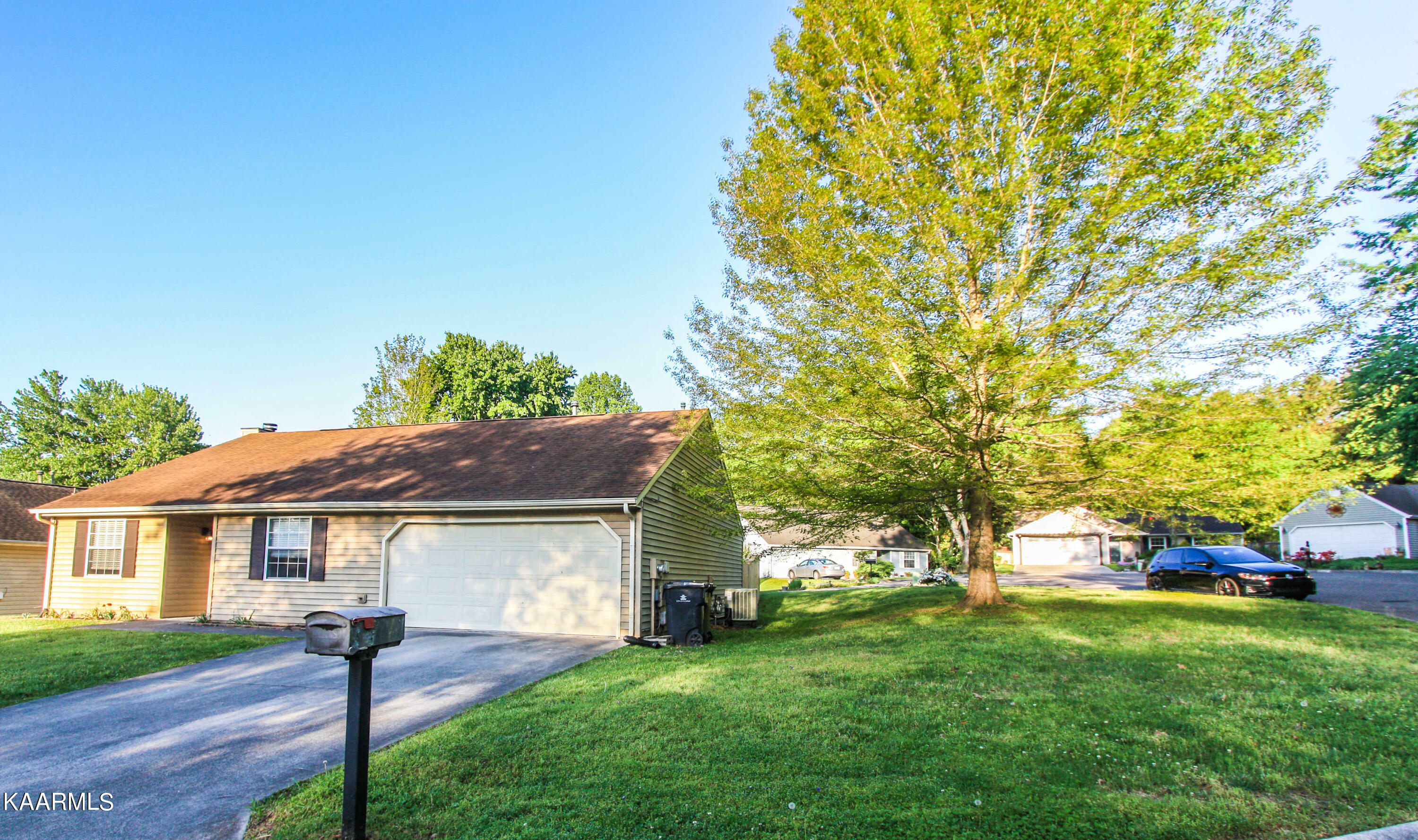 Property Photo: 2413 Tori Rd TN 37923