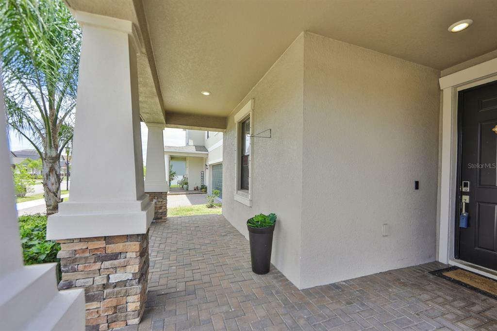 Property Photo:  9926 Victory Gallop Loop  FL 33573 