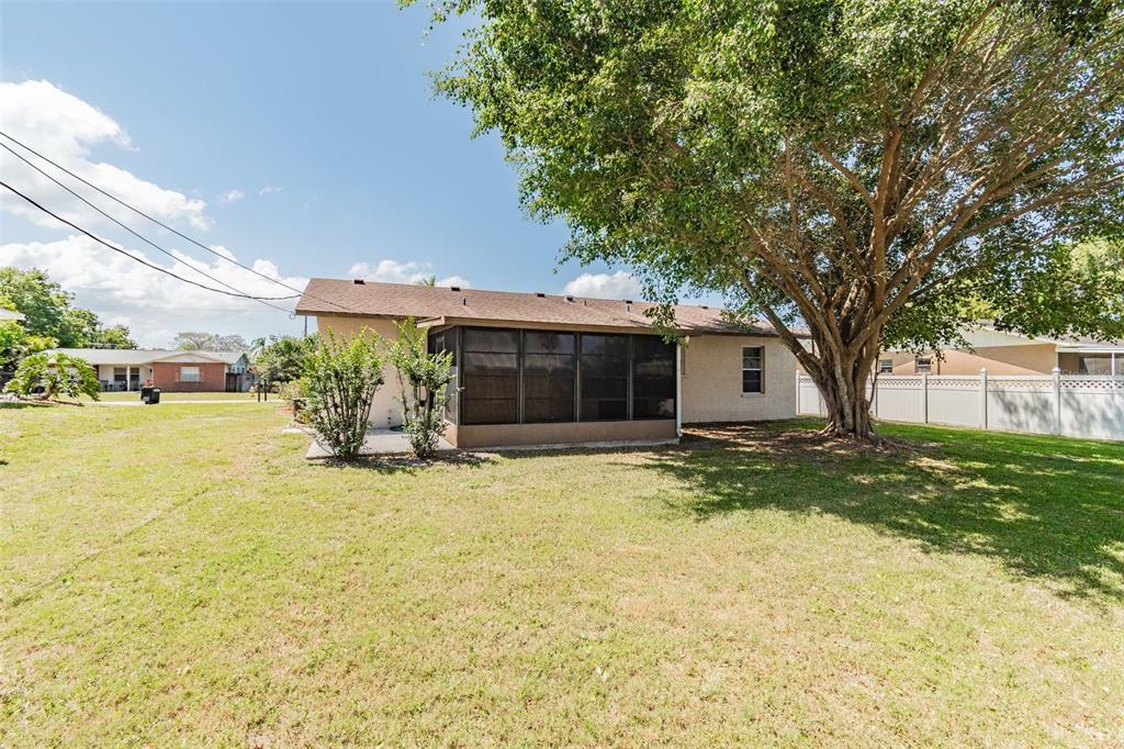 Property Photo:  408 48th Street W  FL 34221 