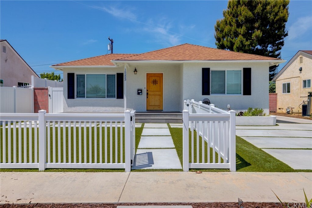 Property Photo:  15223 Kornblum Avenue  CA 90260 