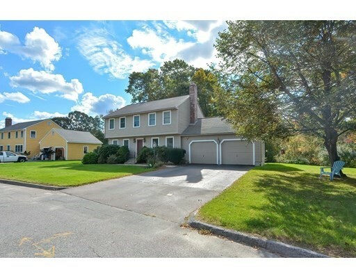 69 Sandra Dr  Worcester MA 01604 photo