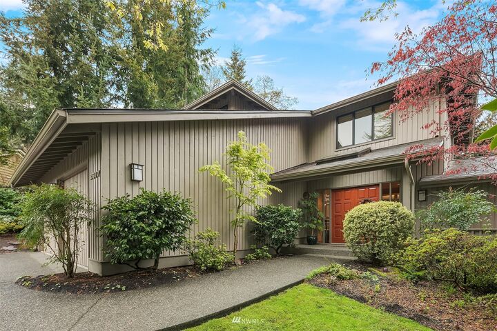 2607 93rd Place NE  Clyde Hill WA 98004 photo