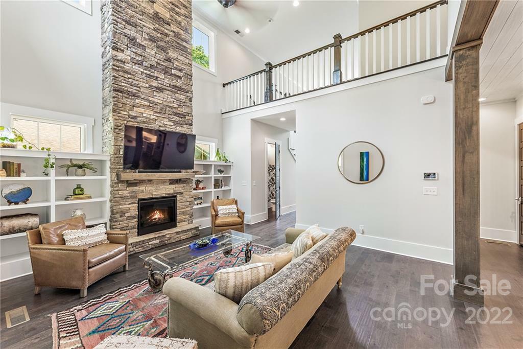 Property Photo: 3713 Oakwood Avenue NC 28205