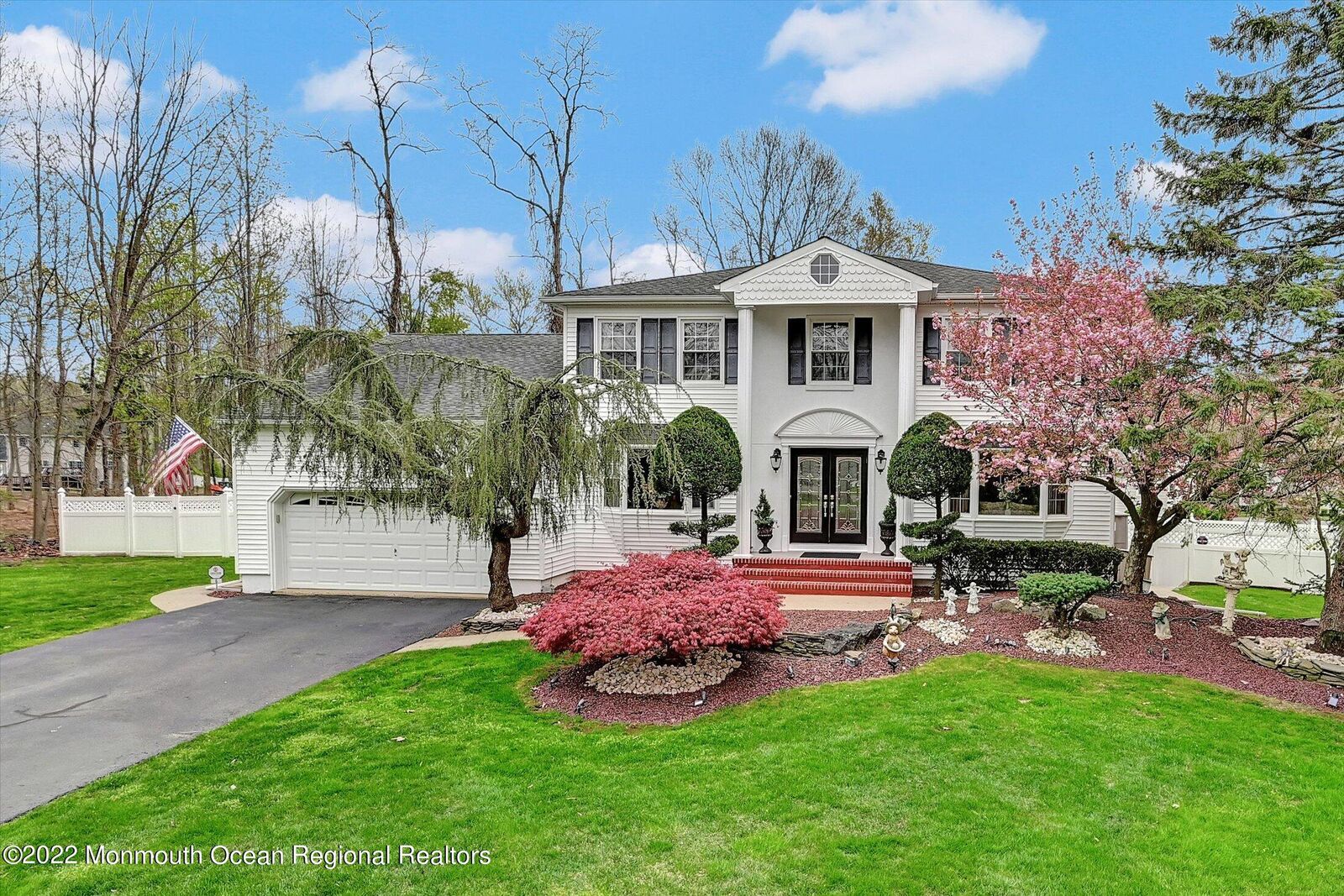 Property Photo:  6 Doral Court  NJ 07726 