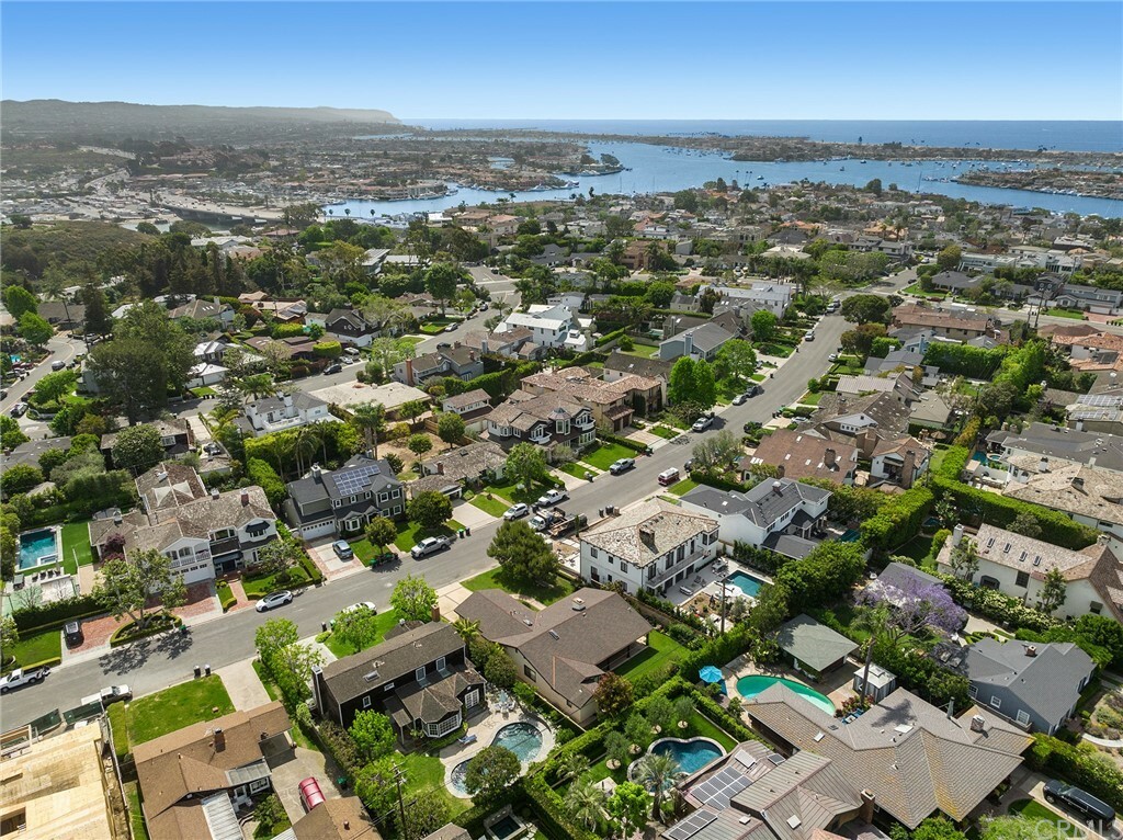 Property Photo: 501 Signal Road CA 92663