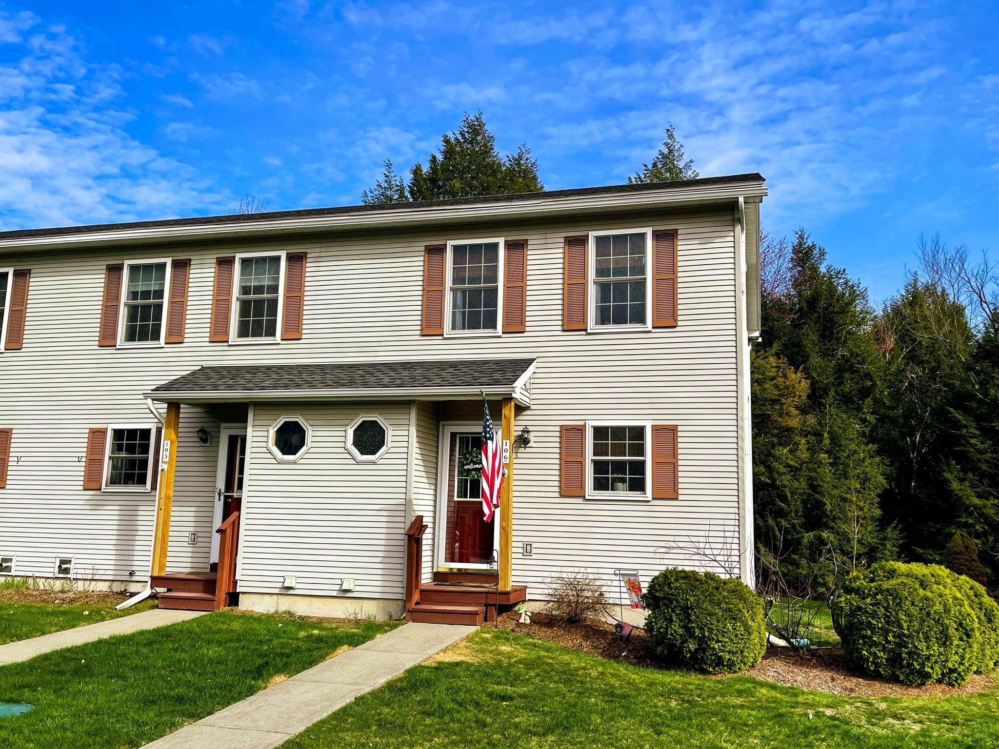 Property Photo: 42 Colonial Road 106 VT 05454