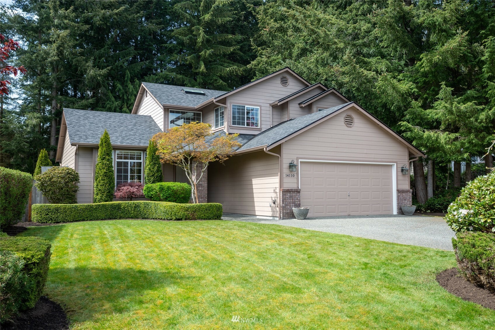 Property Photo:  14110 27th Drive SE  WA 98012 