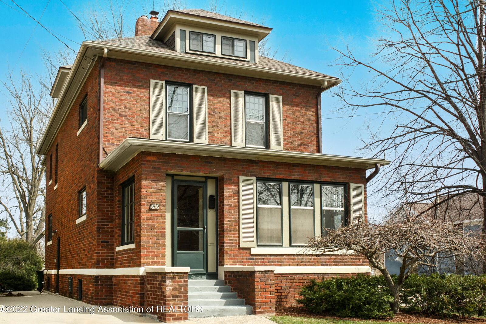 Property Photo: 616 W Ionia Street MI 48933