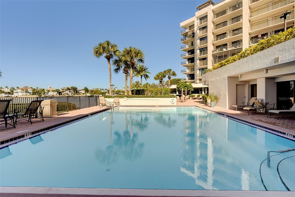 Property Photo: 6 Belleview Boulevard 304 FL 33756